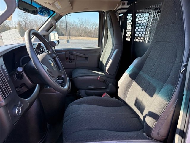 Used 2023 Chevrolet Express 2500 w/ Driver Convenience Package image 16
