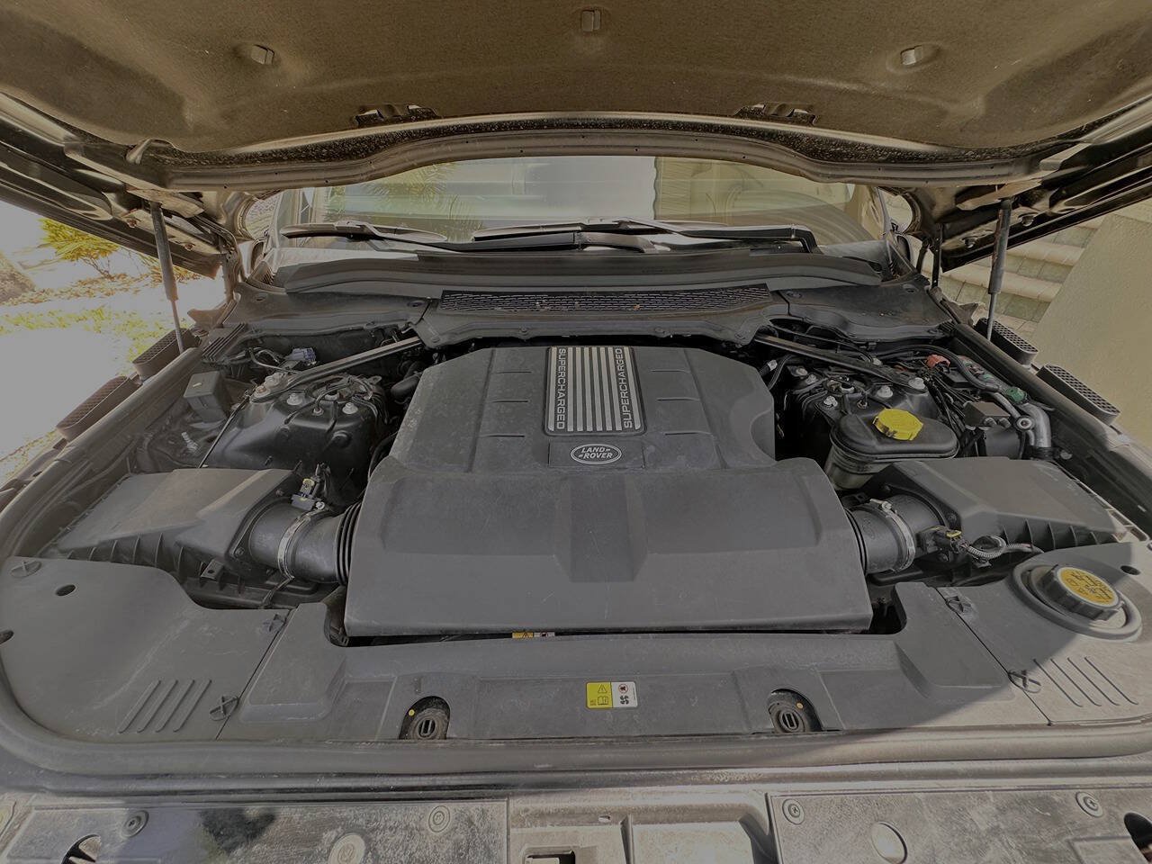 Used 2015 Land Rover Range Rover Supercharged AWD/4WD image 5