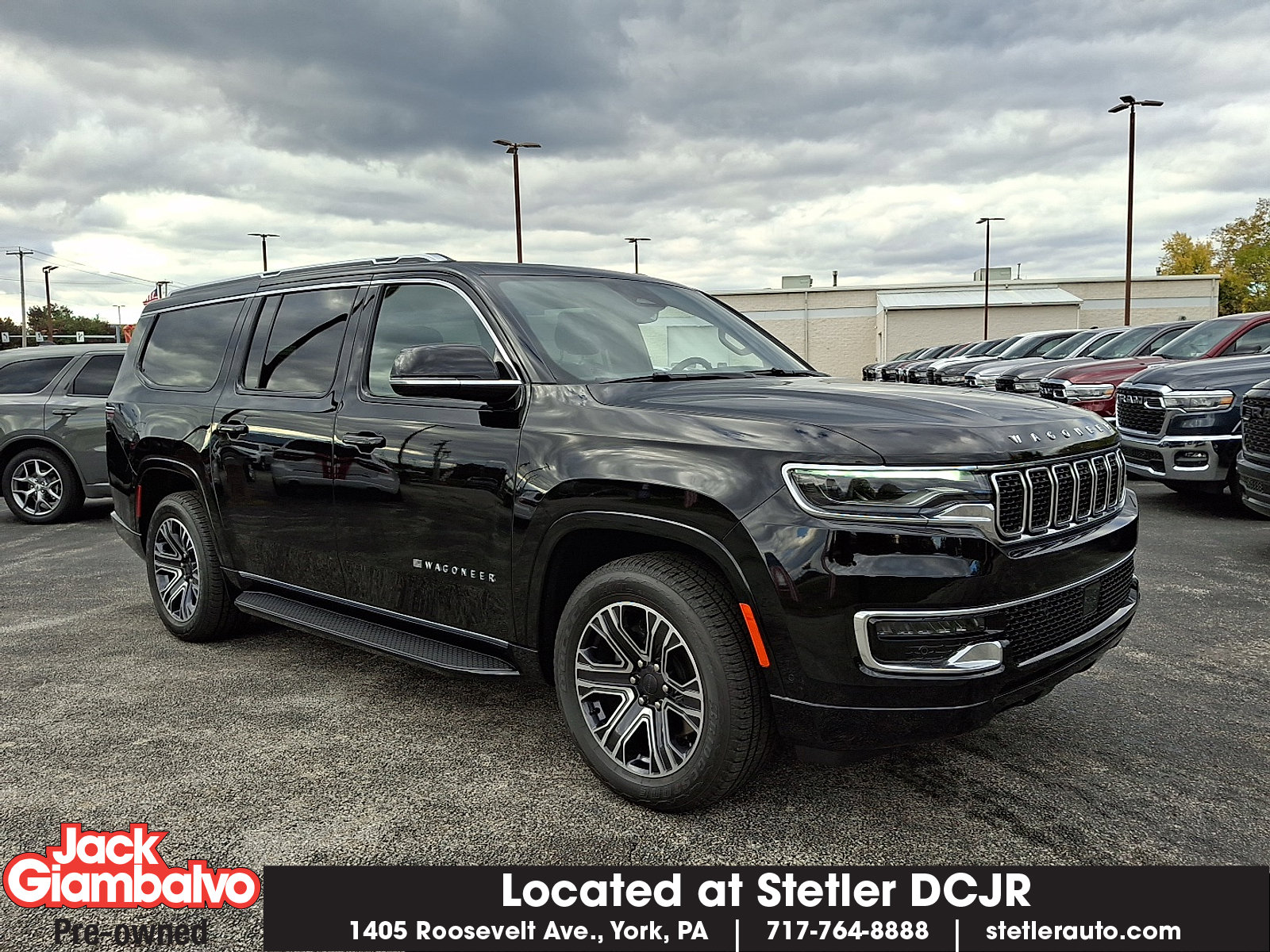 Used 2024 Jeep Wagoneer L 4WD w/ Premium Group I