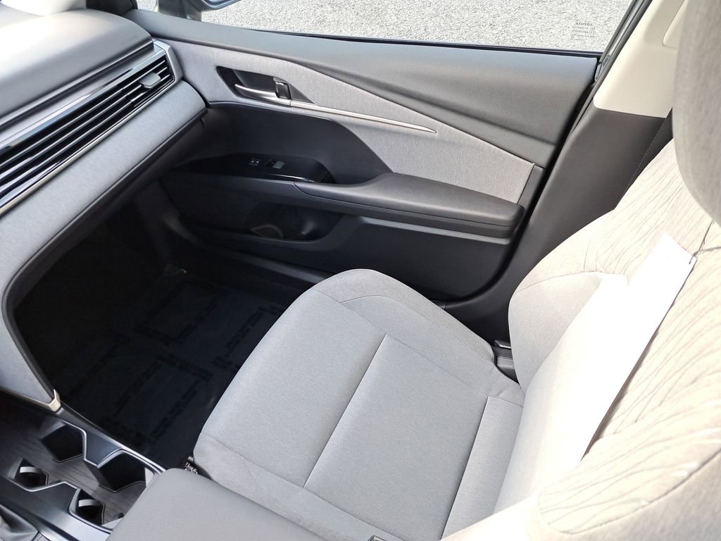 Certified 2025 Toyota Camry LE image 12