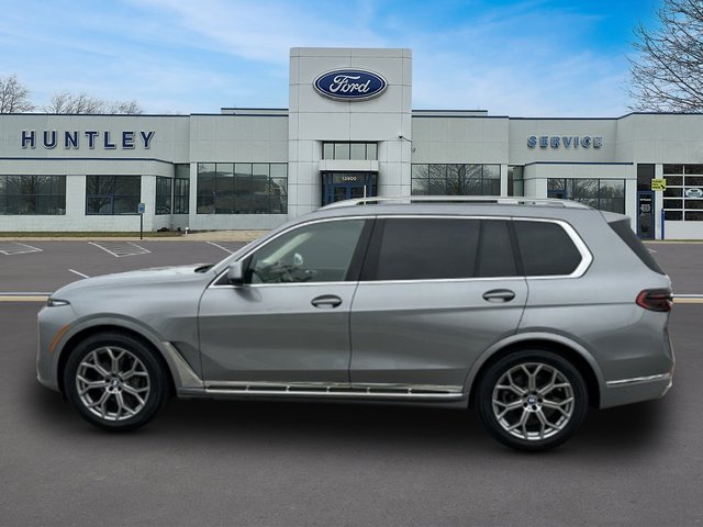 Used 2024 BMW X7 xDrive40i AWD/4WD image 7