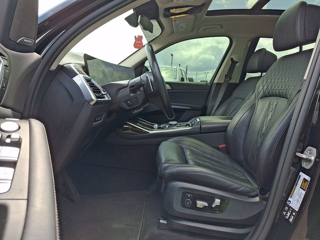 Used 2026 BMW X7 xDrive40i AWD/4WD image 14
