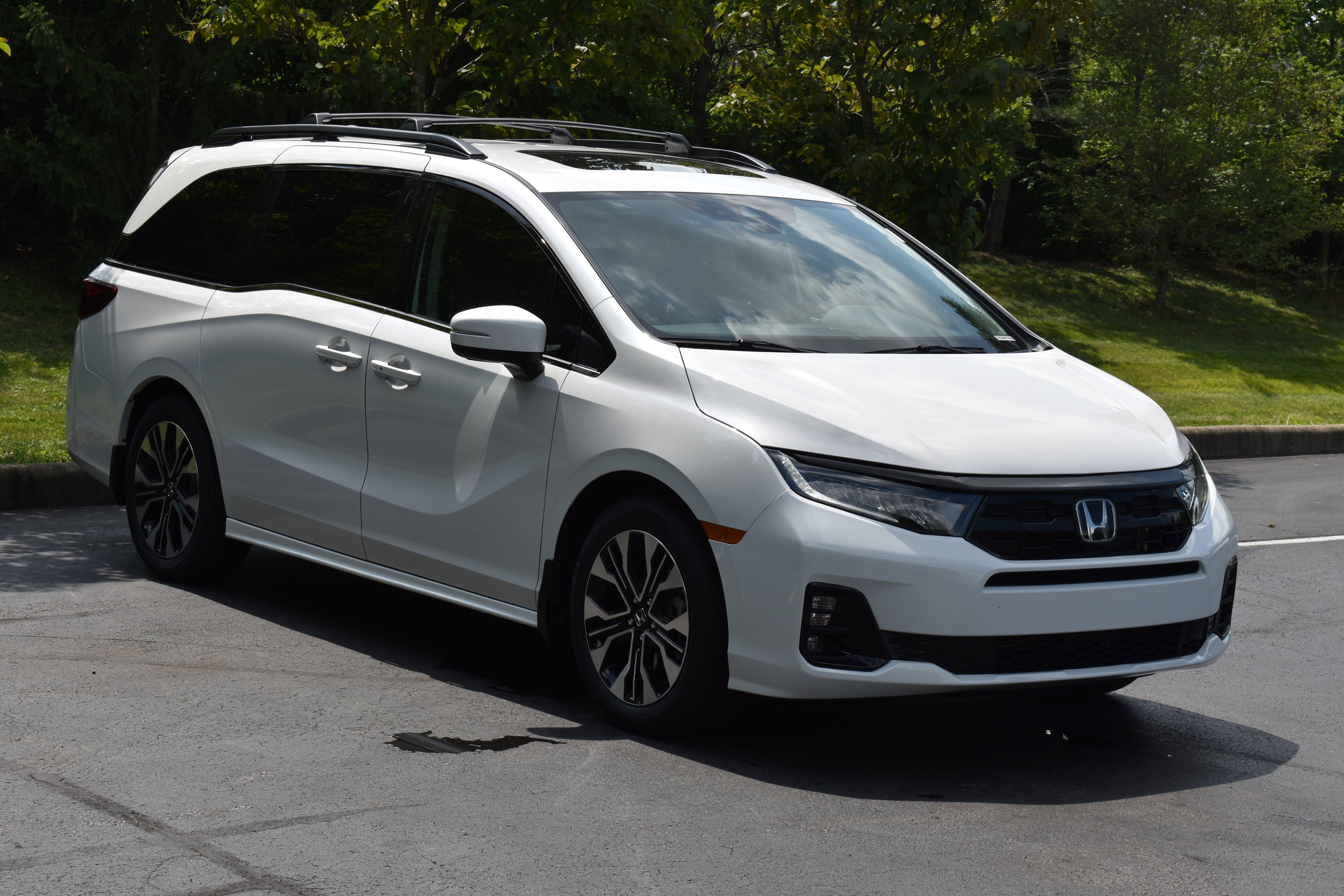 New 2027 Honda Odyssey Elite image 1