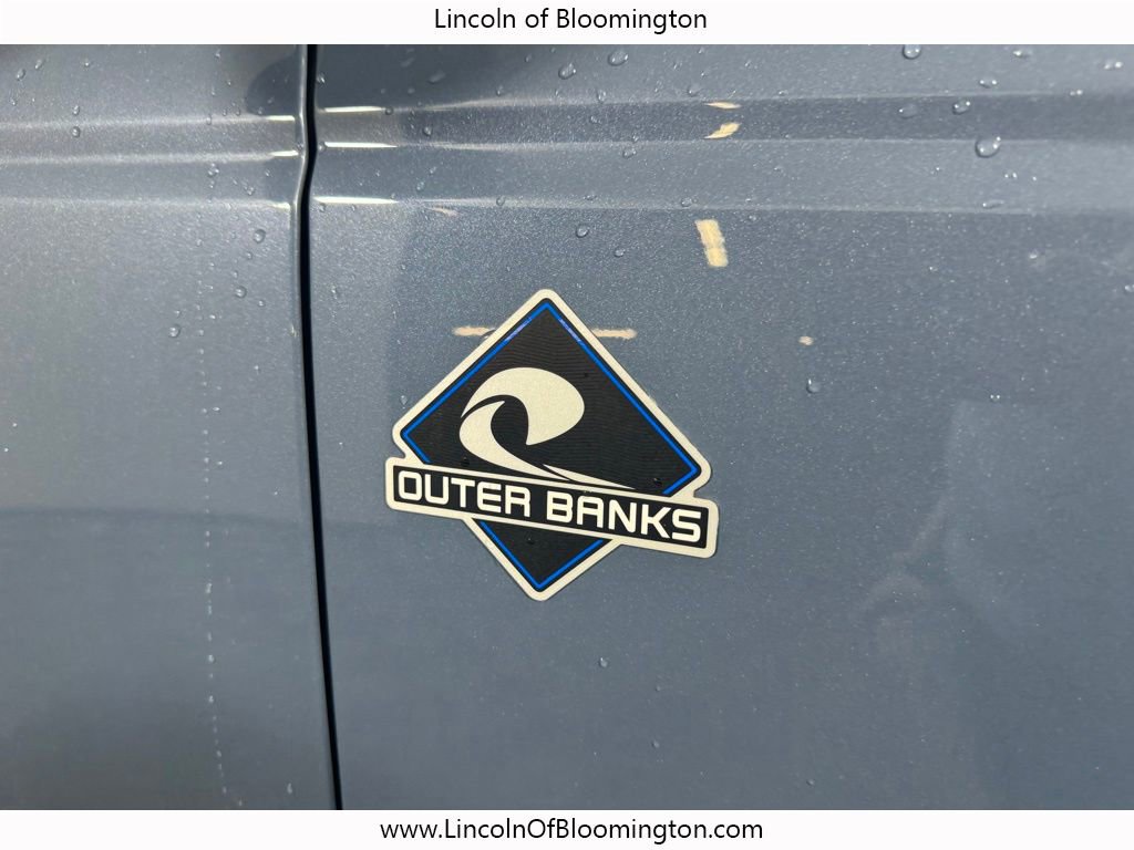 Used 2025 Ford Bronco Outer Banks AWD/4WD image 16