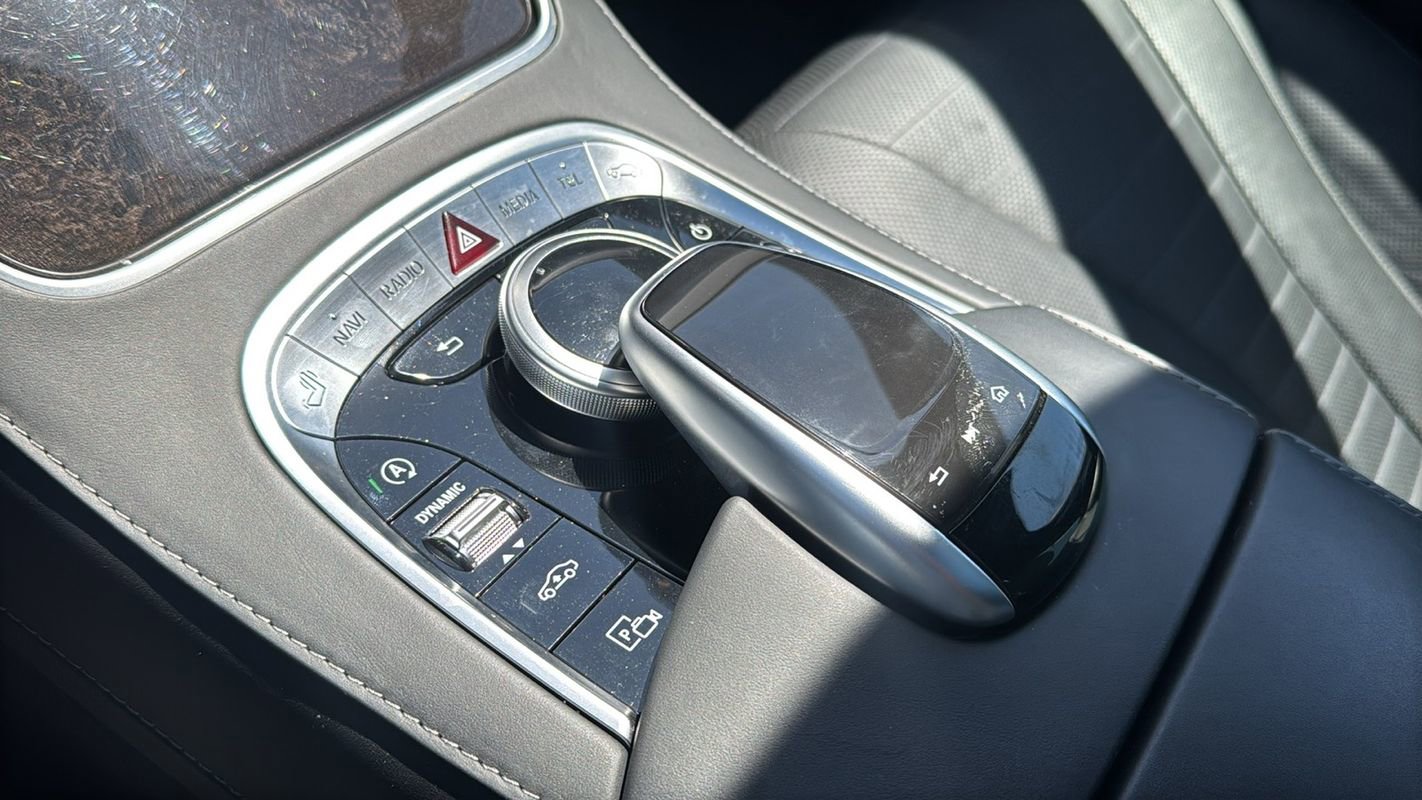 Used 2018 Mercedes-Benz S 560 4MATIC Sedan image 31