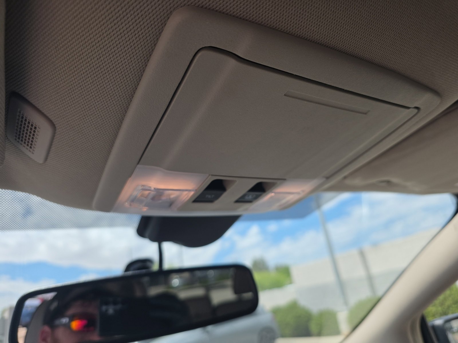 Used 2013 Lincoln MKX AWD image 31