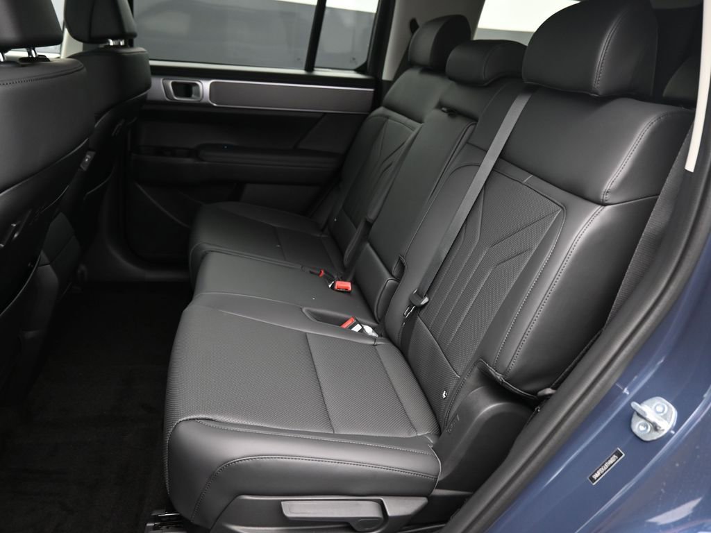 Used 2026 Hyundai Santa Fe SEL image 11