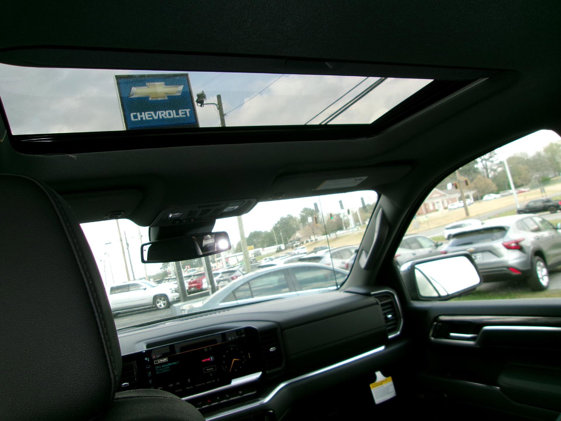 New 2026 Chevrolet Silverado 1500 LTZ w/ LTZ Premium Package image 19