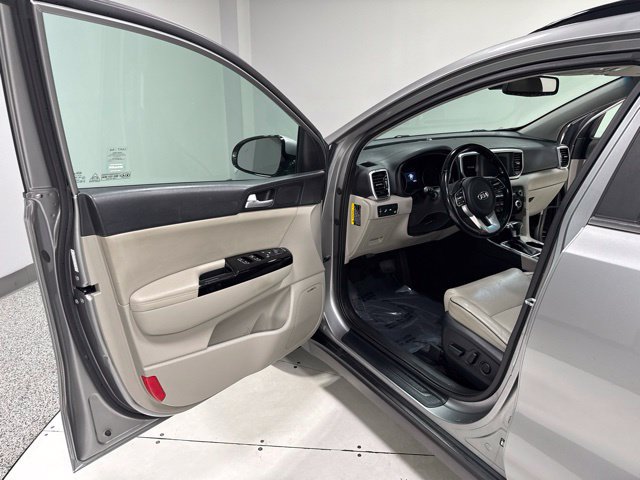Used 2020 Kia Sportage EX w/ Option Group 15 AWD/4WD image 11