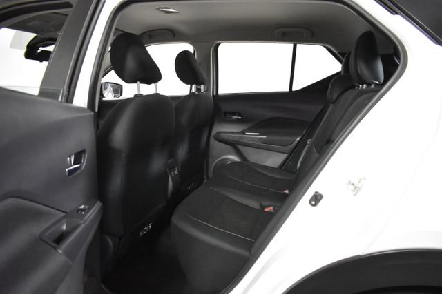 Used 2024 Nissan Kicks SV FWD image 27