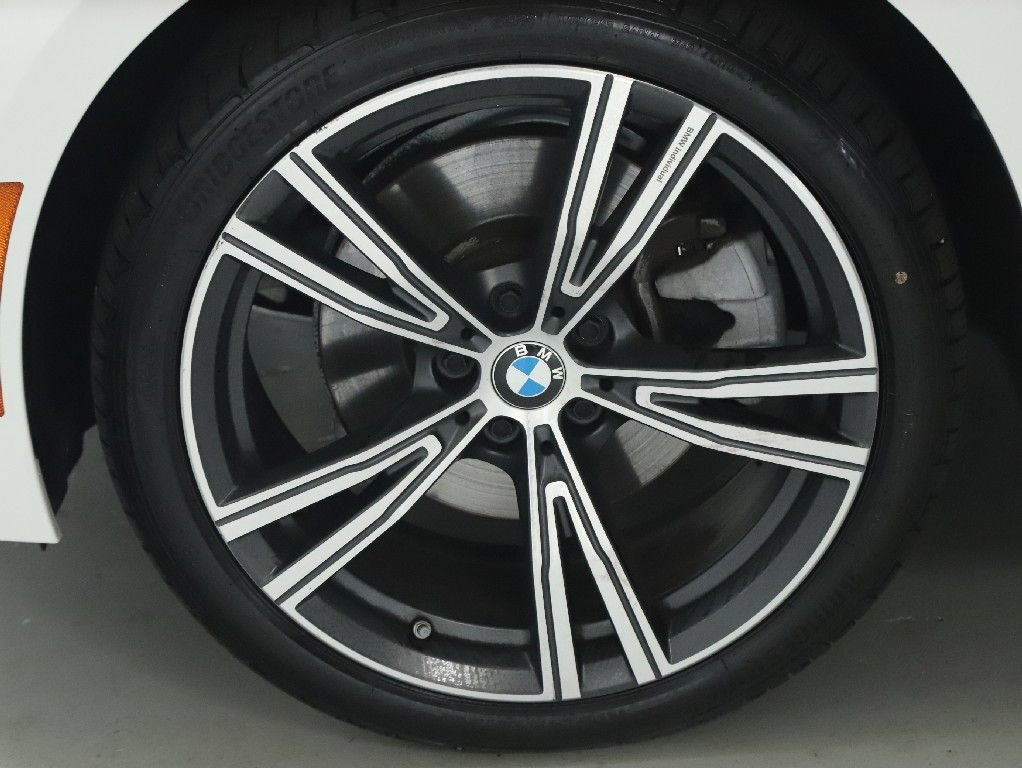 Used 2023 BMW 330i xDrive Sedan w/ Premium Package AWD/4WD image 36