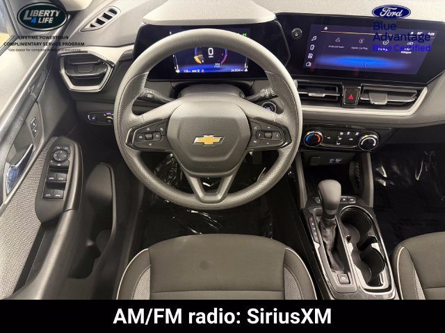 Used 2025 Chevrolet TrailBlazer LT AWD/4WD image 27