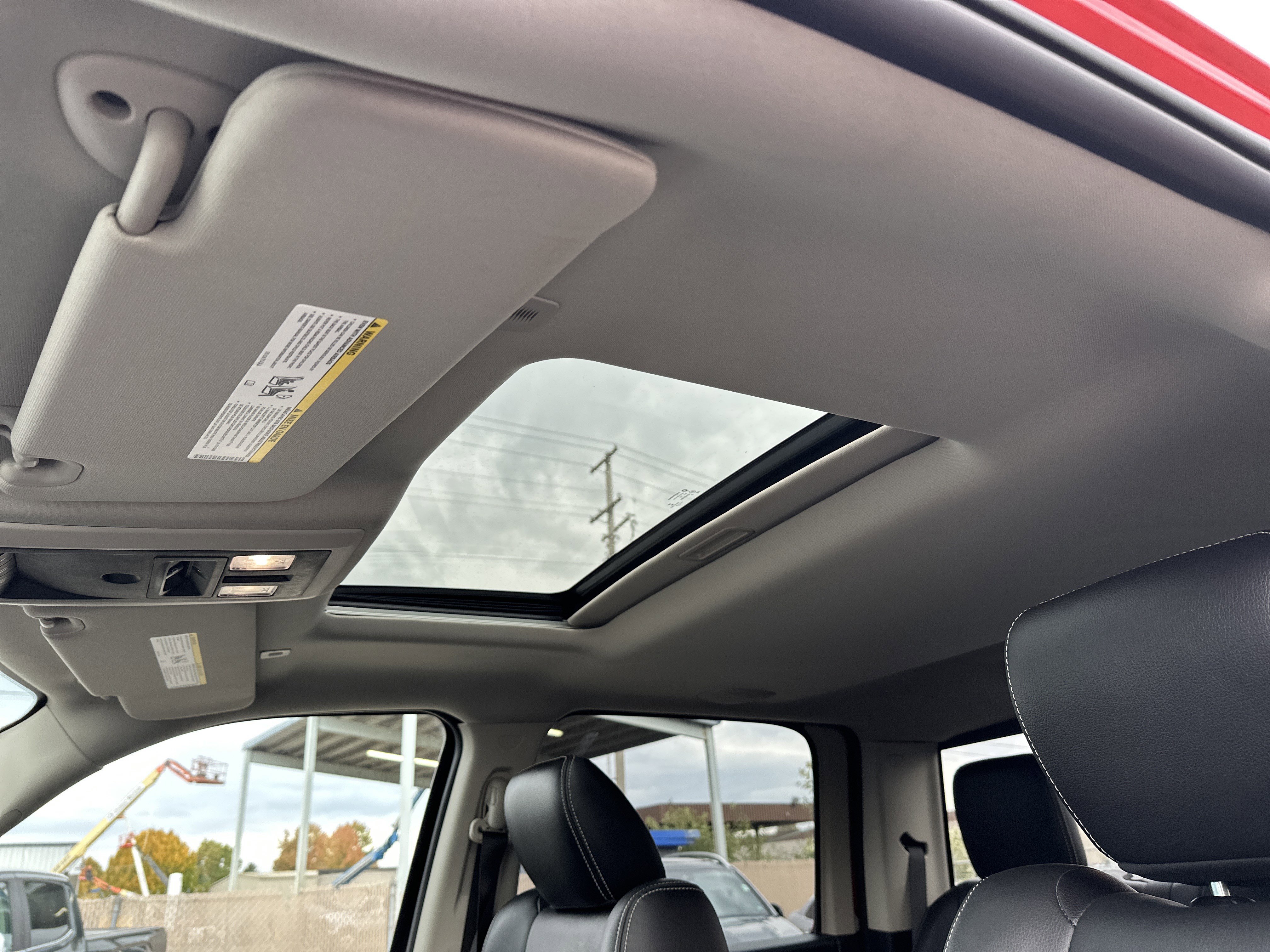 Used 2018 RAM 1500 Laramie w/ Convenience Group image 17