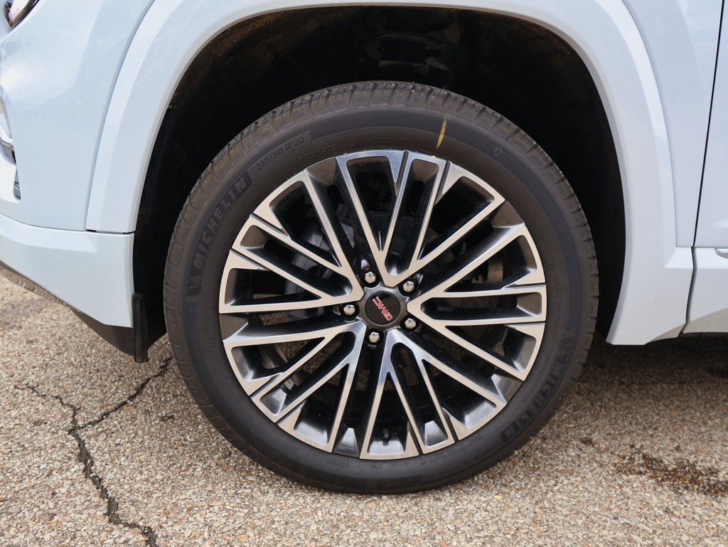 New 2026 GMC Terrain Denali w/ LPO, Floor Liner Package image 34