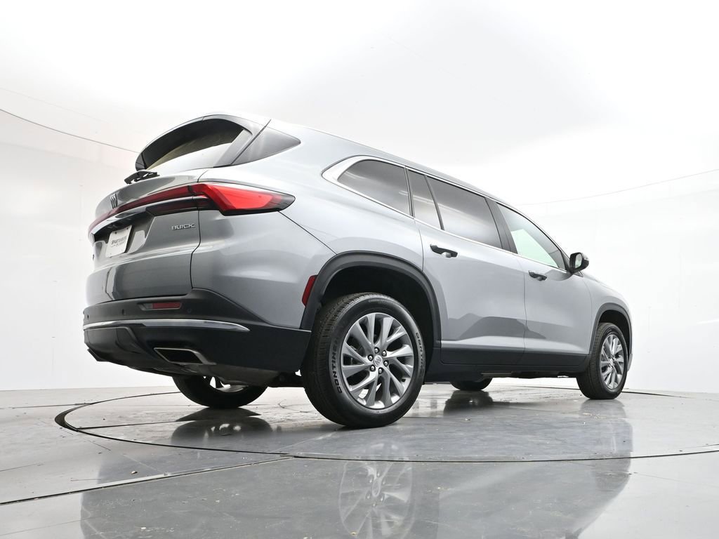 Used 2025 Buick Enclave Preferred image 37