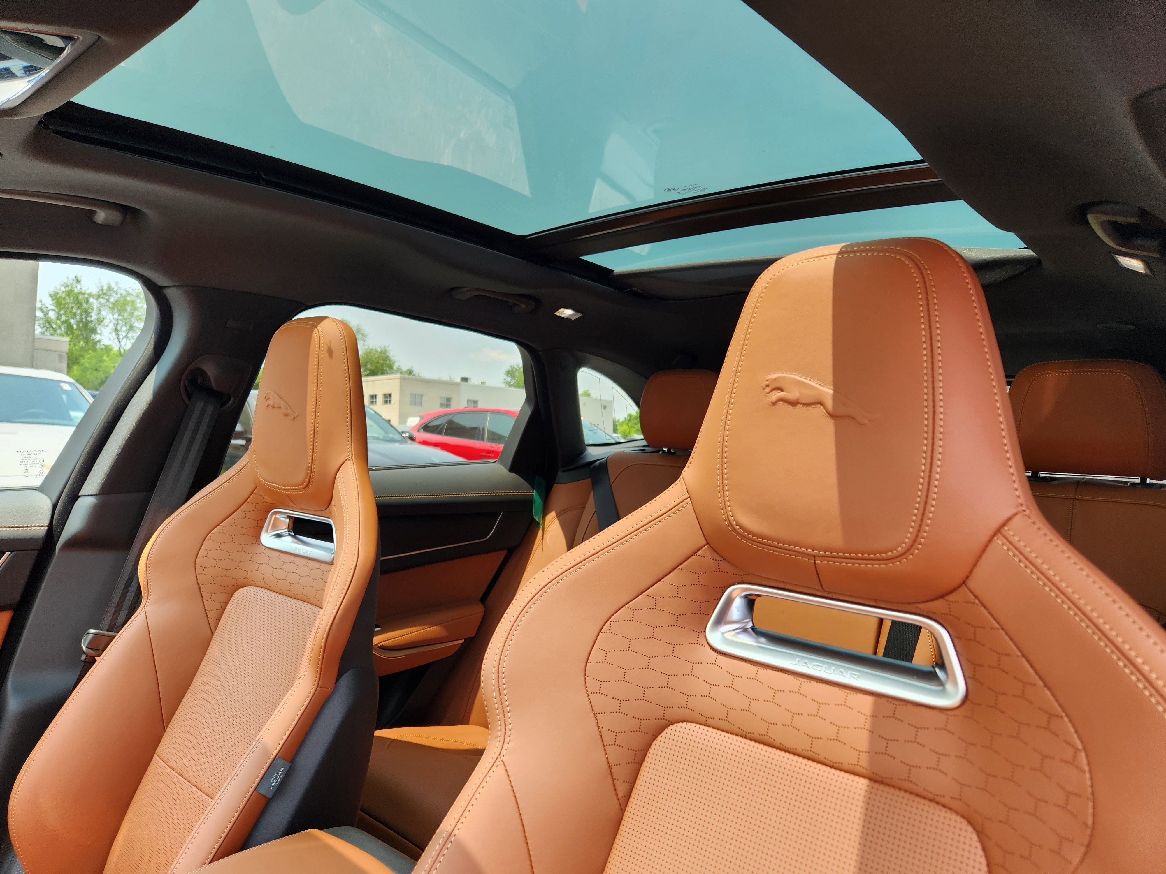 New 2026 Jaguar F-PACE R-Dynamic S AWD/4WD image 8