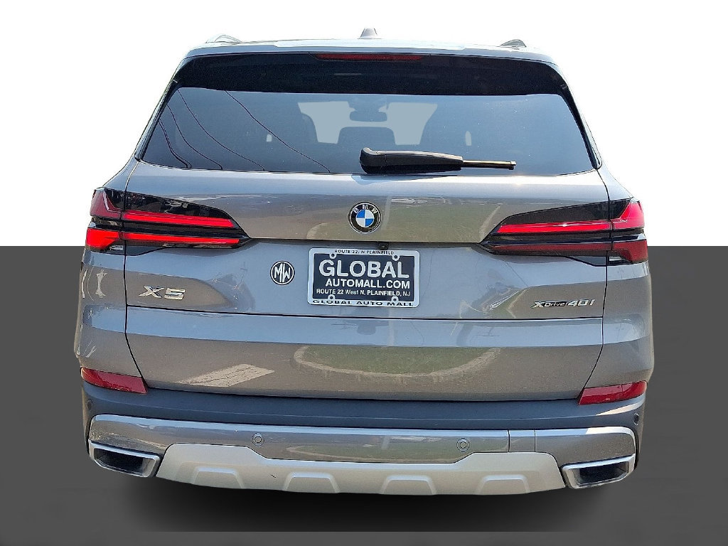 Used 2024 BMW X5 xDrive40i w/ Premium Package AWD/4WD image 6