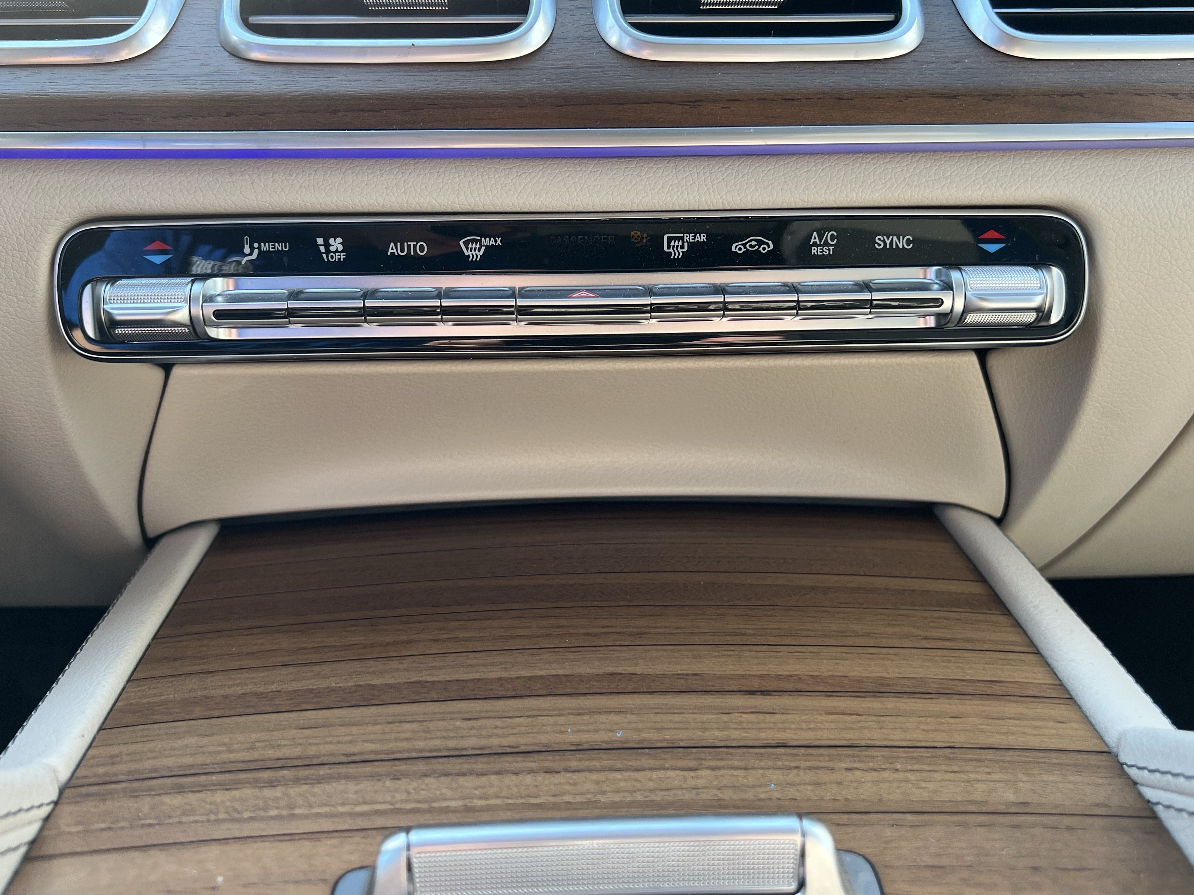 Certified 2024 Mercedes-Benz GLS 450 4MATIC image 28