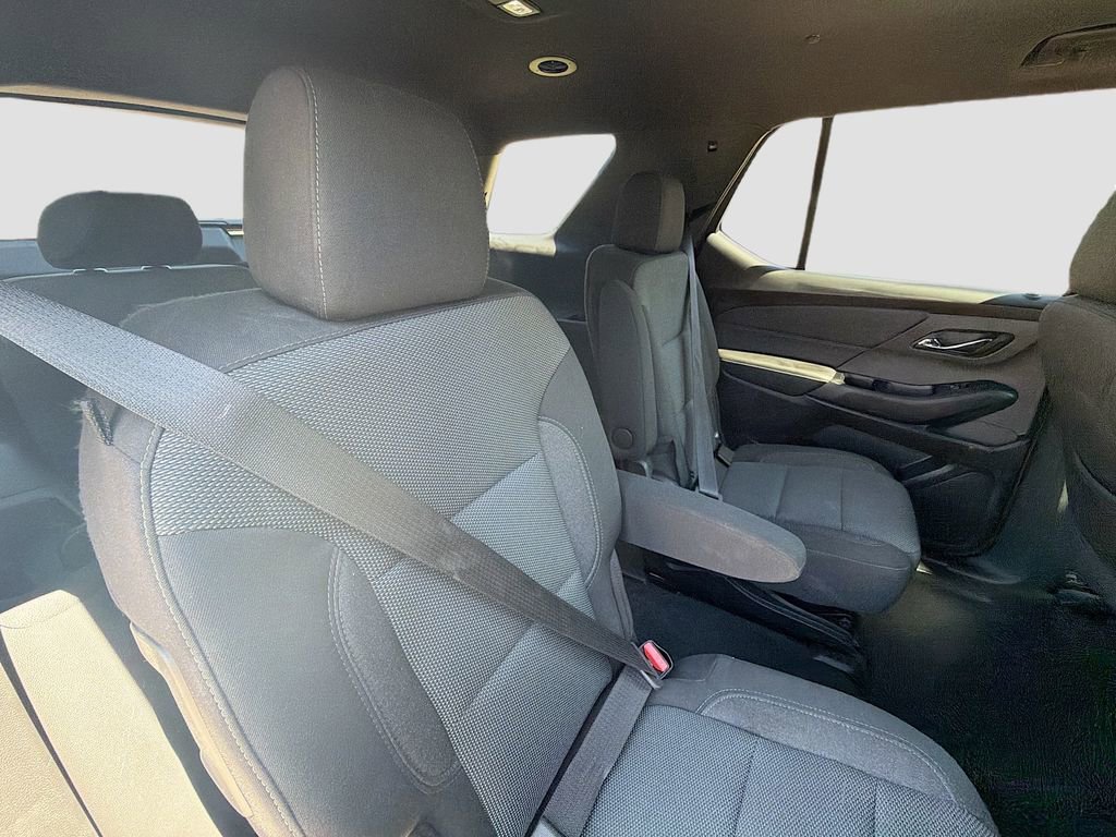 Used 2023 Chevrolet Traverse LT image 27