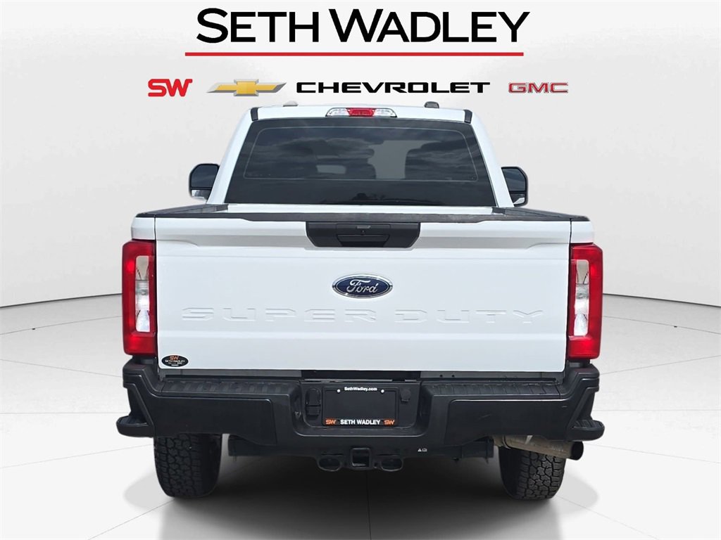 Used 2024 Ford F250 XL image 8