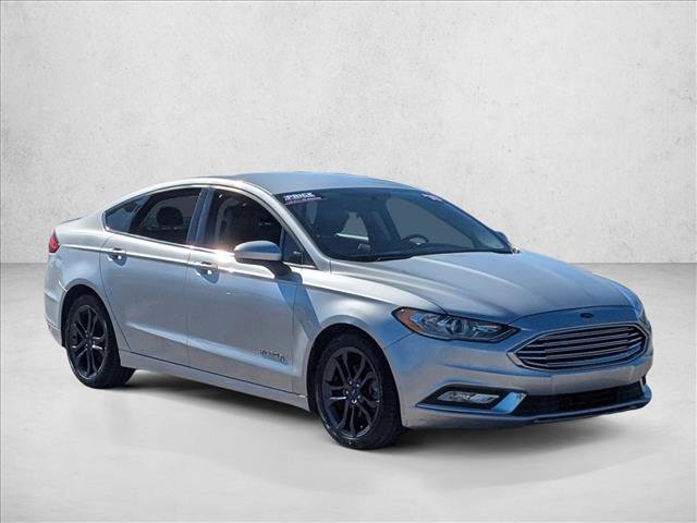 Used 2018 Ford Fusion SE w/ Equipment Group 601A image 3