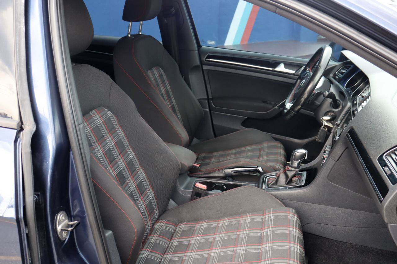 Used 2016 Volkswagen GTI SE FWD image 15