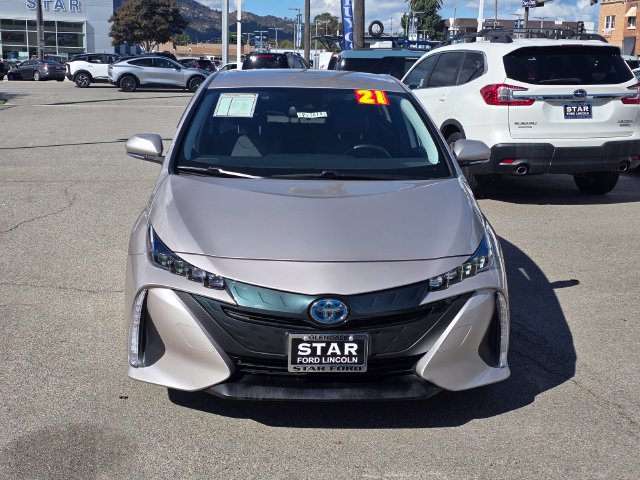 Used 2021 Toyota Prius Prime XLE w/ Carpet Mat Package (TMS) FWD image 2