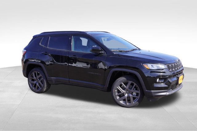New 2026 Jeep Compass Limited AWD/4WD image 2