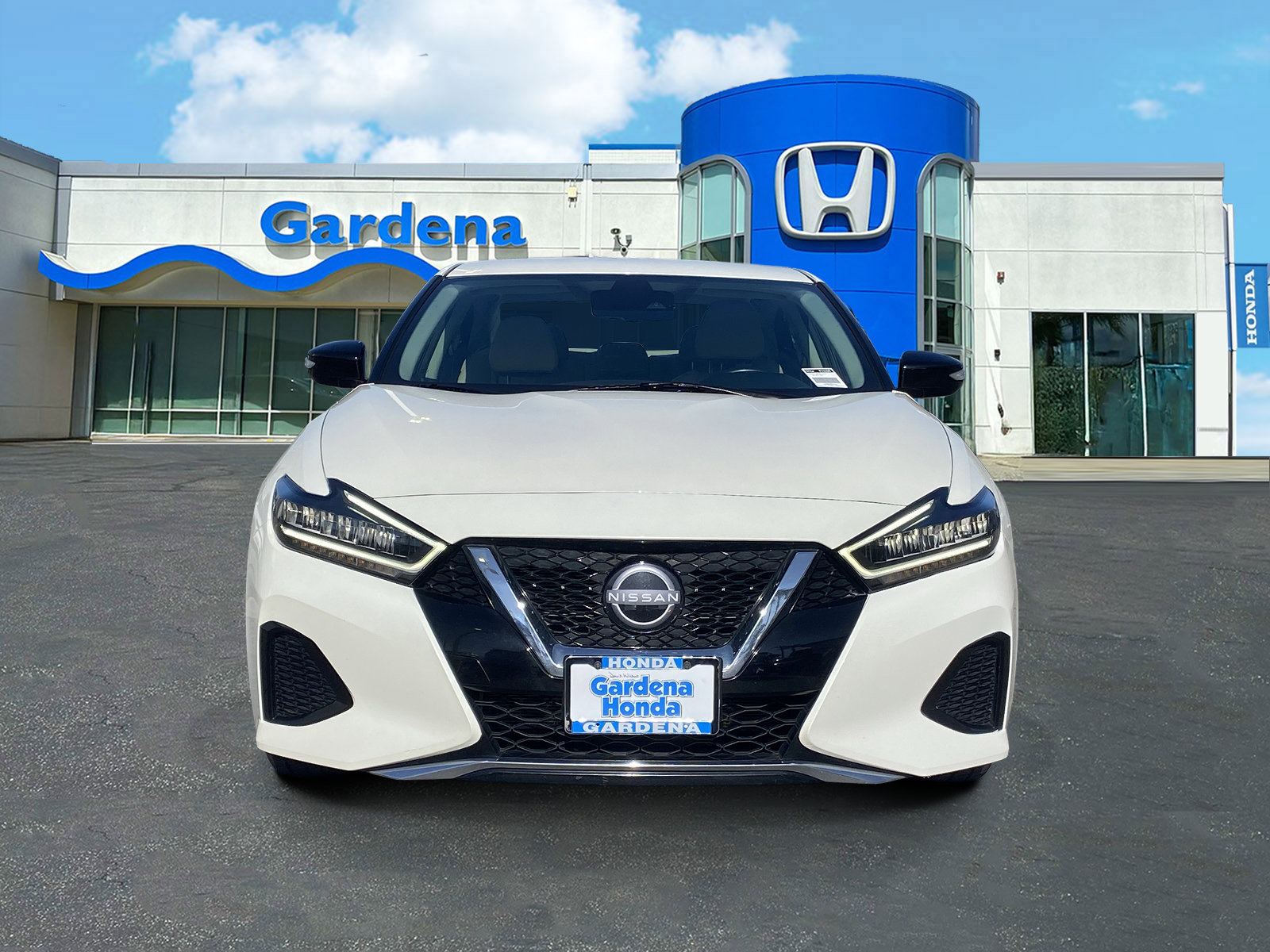 Used 2023 Nissan Maxima SV w/ Floor Mat Group FWD image 2