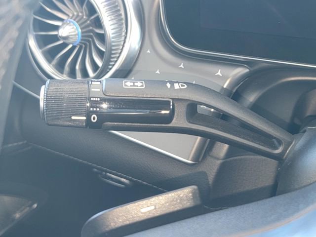 Used 2023 Mercedes-Benz EQE 500 4MATIC Sedan image 17