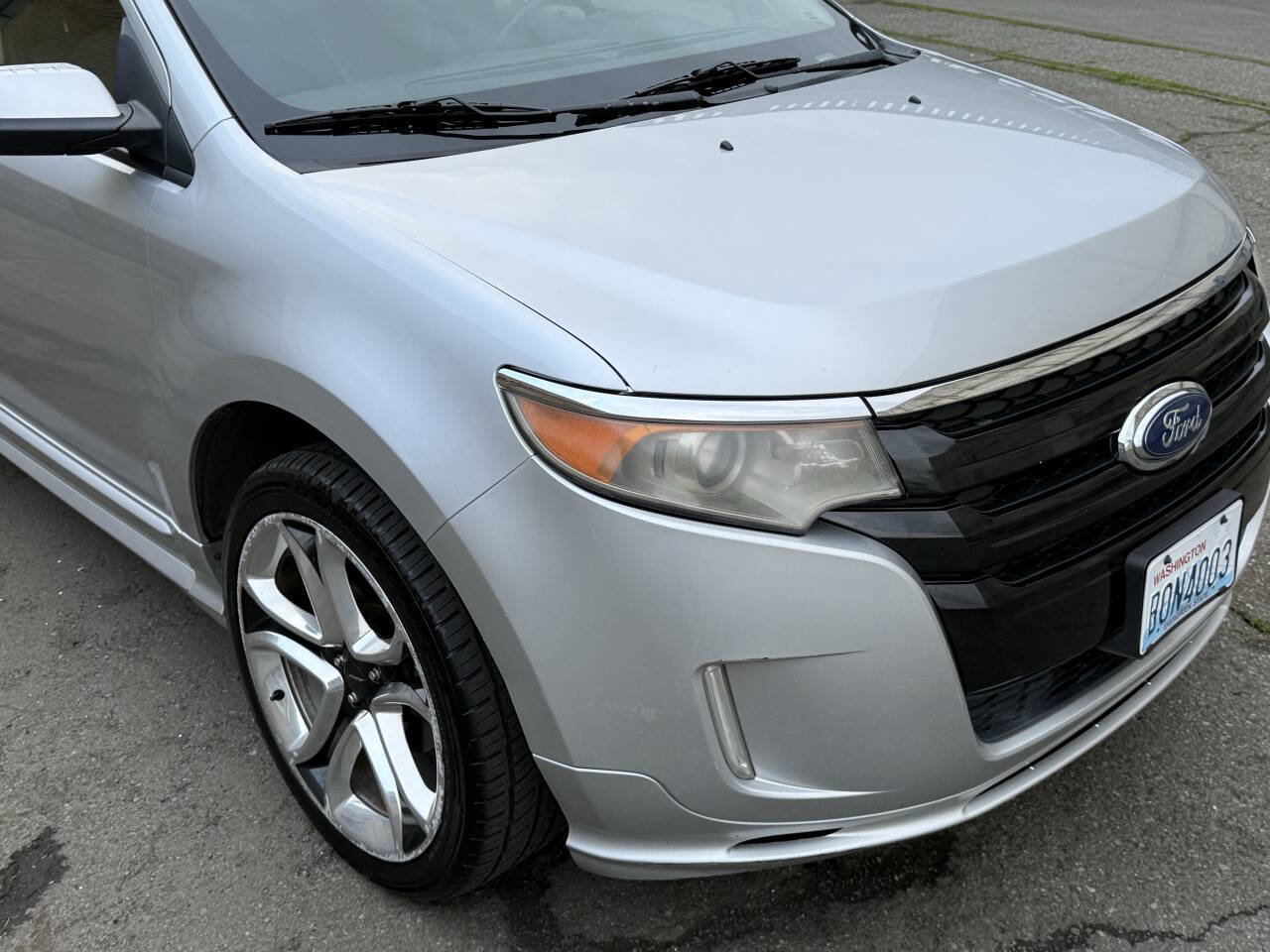 Used 2011 Ford Edge Sport w/ Driver Entry Pkg image 27