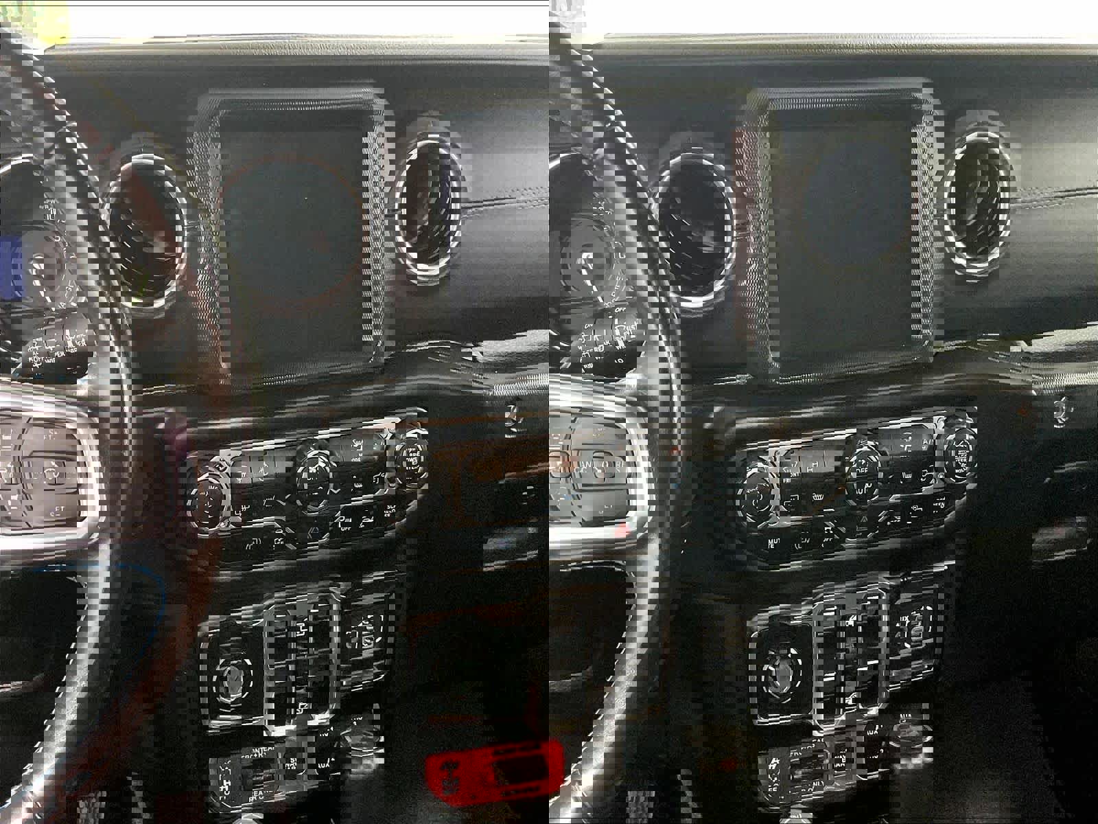 Used 2021 Jeep Wrangler Unlimited Rubicon 4xe w/ Steel Bumper Group image 18