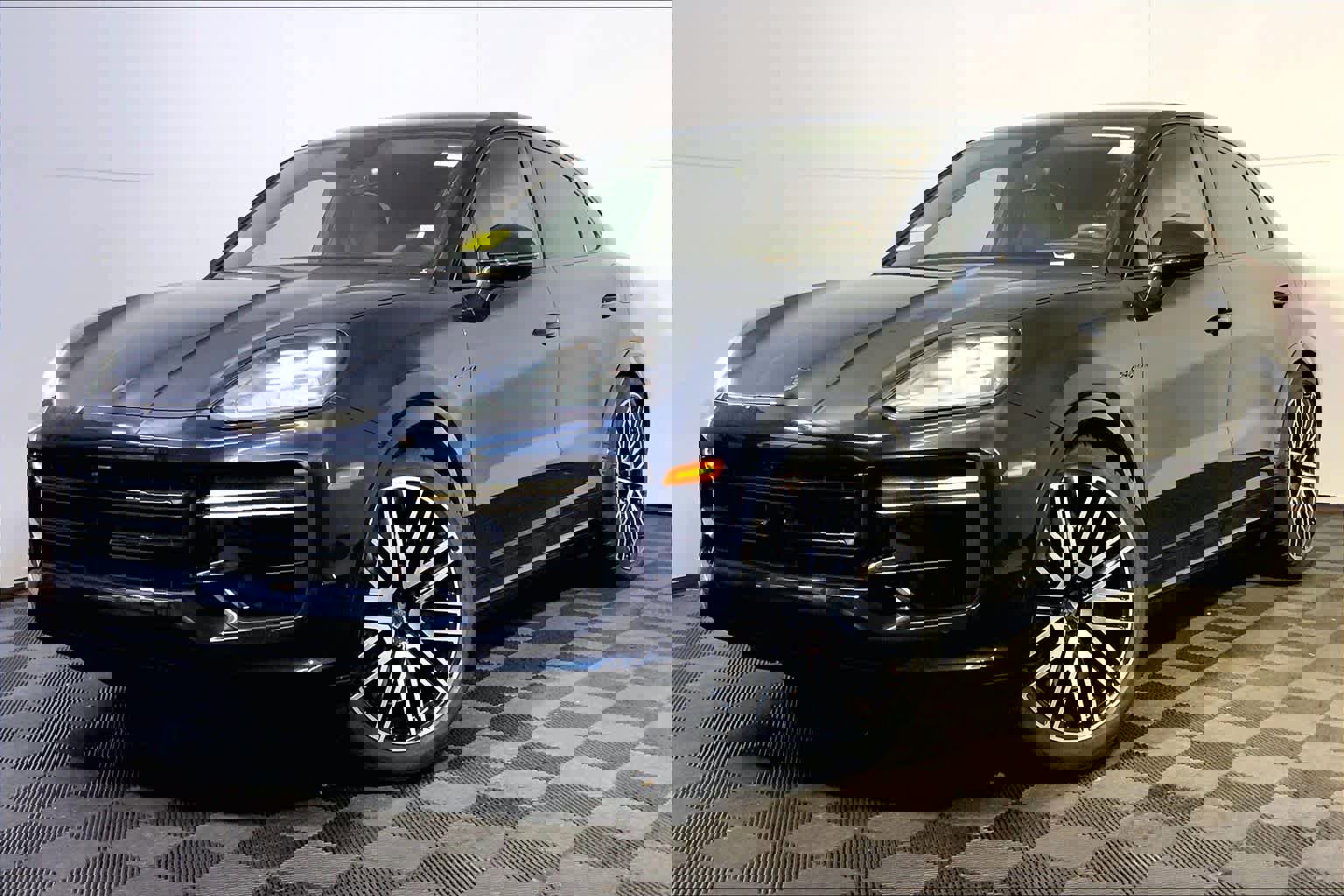 New 2026 Porsche Cayenne Turbo image 1