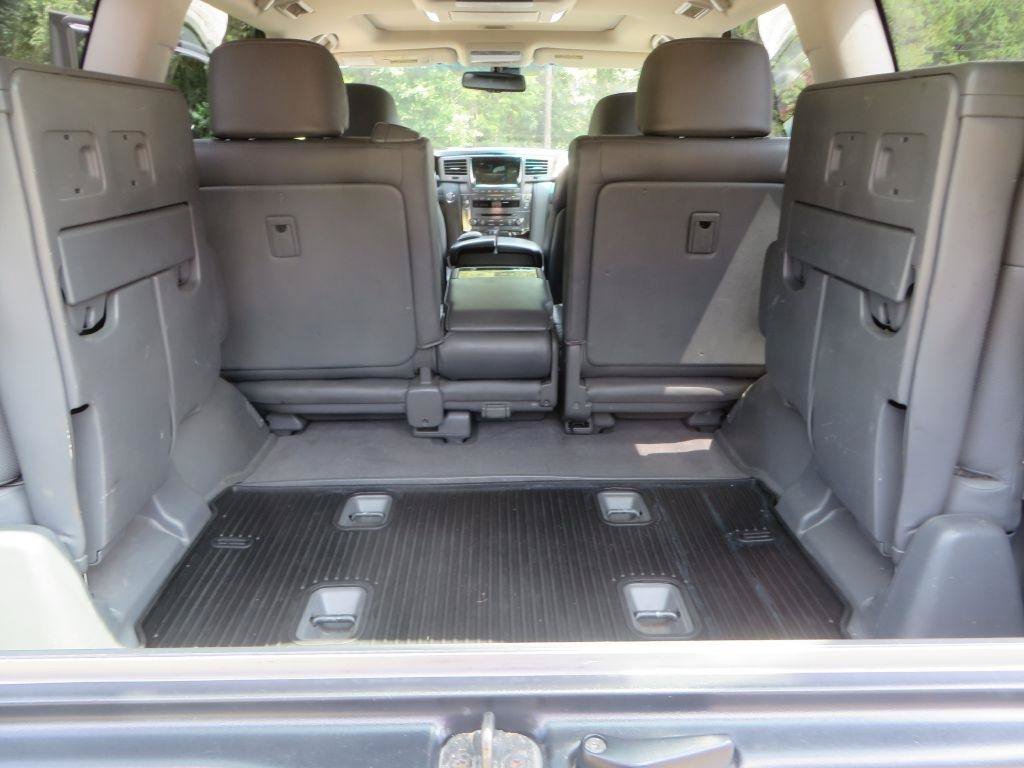 Used 2009 Lexus LX 570 4WD image 29