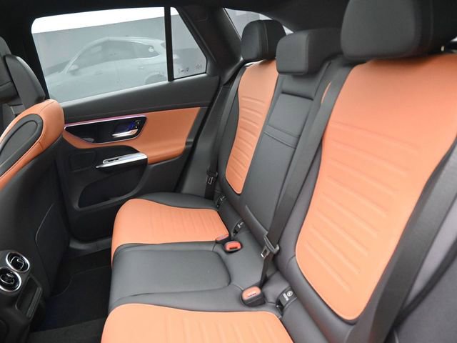 New 2025 Mercedes-Benz GLC 350e 4MATIC image 16