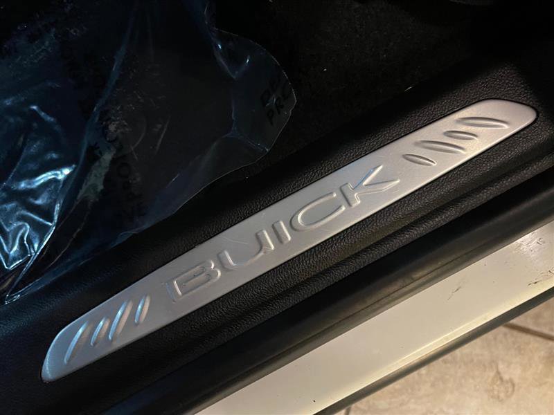 Used 2019 Buick Envision Essence image 98