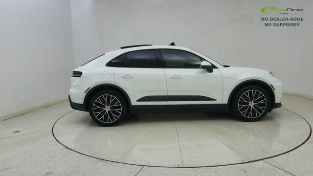 Used 2025 Porsche Macan Electric RWD image 66