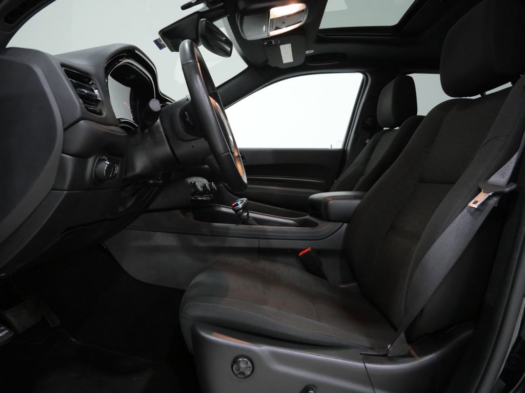 Used 2023 Dodge Durango SXT w/ SXT Blacktop Group AWD/4WD image 13