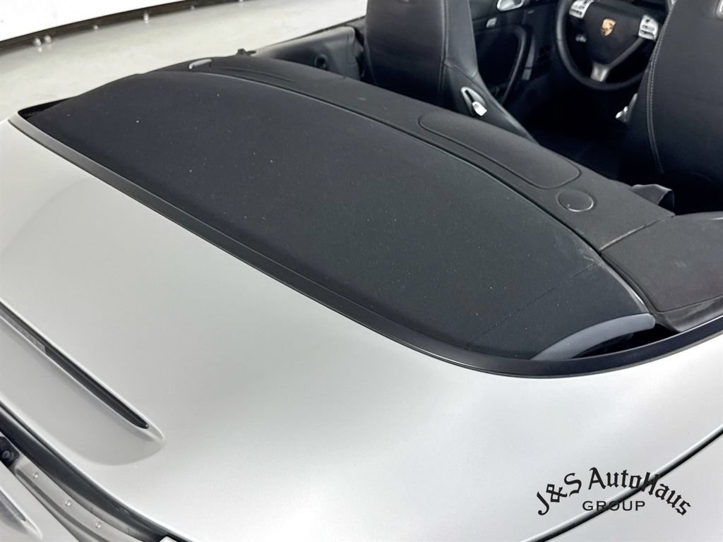 Used 2005 Porsche 911 Carrera S RWD image 34