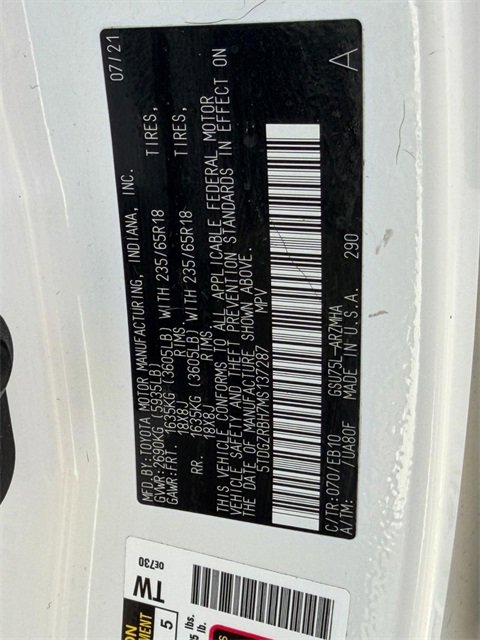 Used 2021 Toyota Highlander XLE image 19