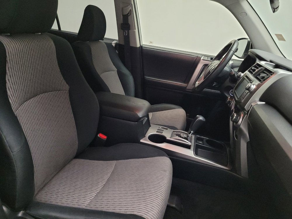 Used 2018 Toyota 4Runner SR5 RWD image 21