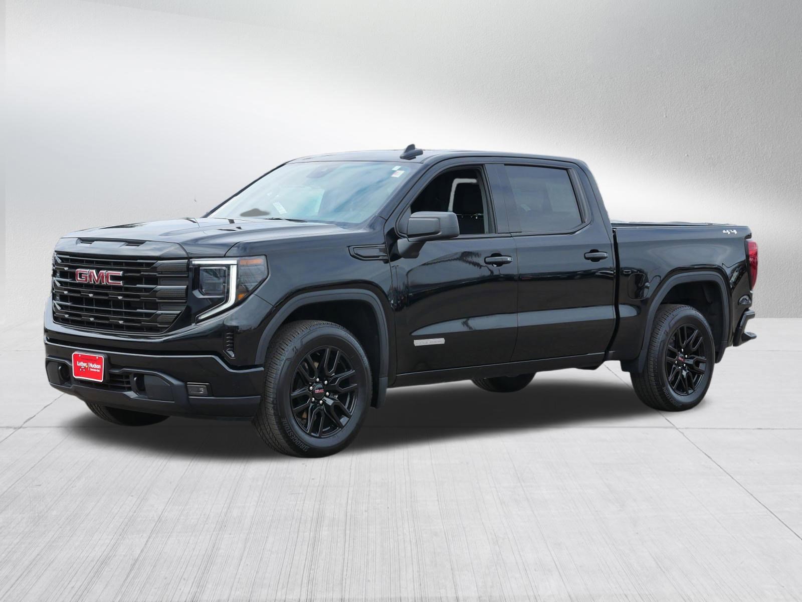 Used 2024 GMC Sierra 1500 Elevation image 3