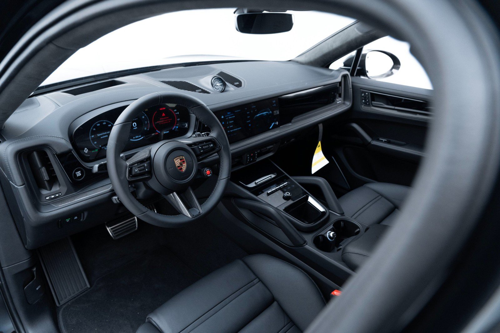 New 2026 Porsche Cayenne Turbo GT image 4