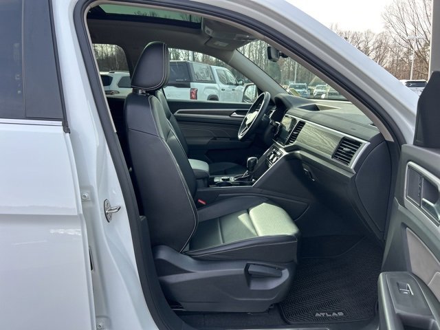 Used 2022 Volkswagen Atlas SE image 16