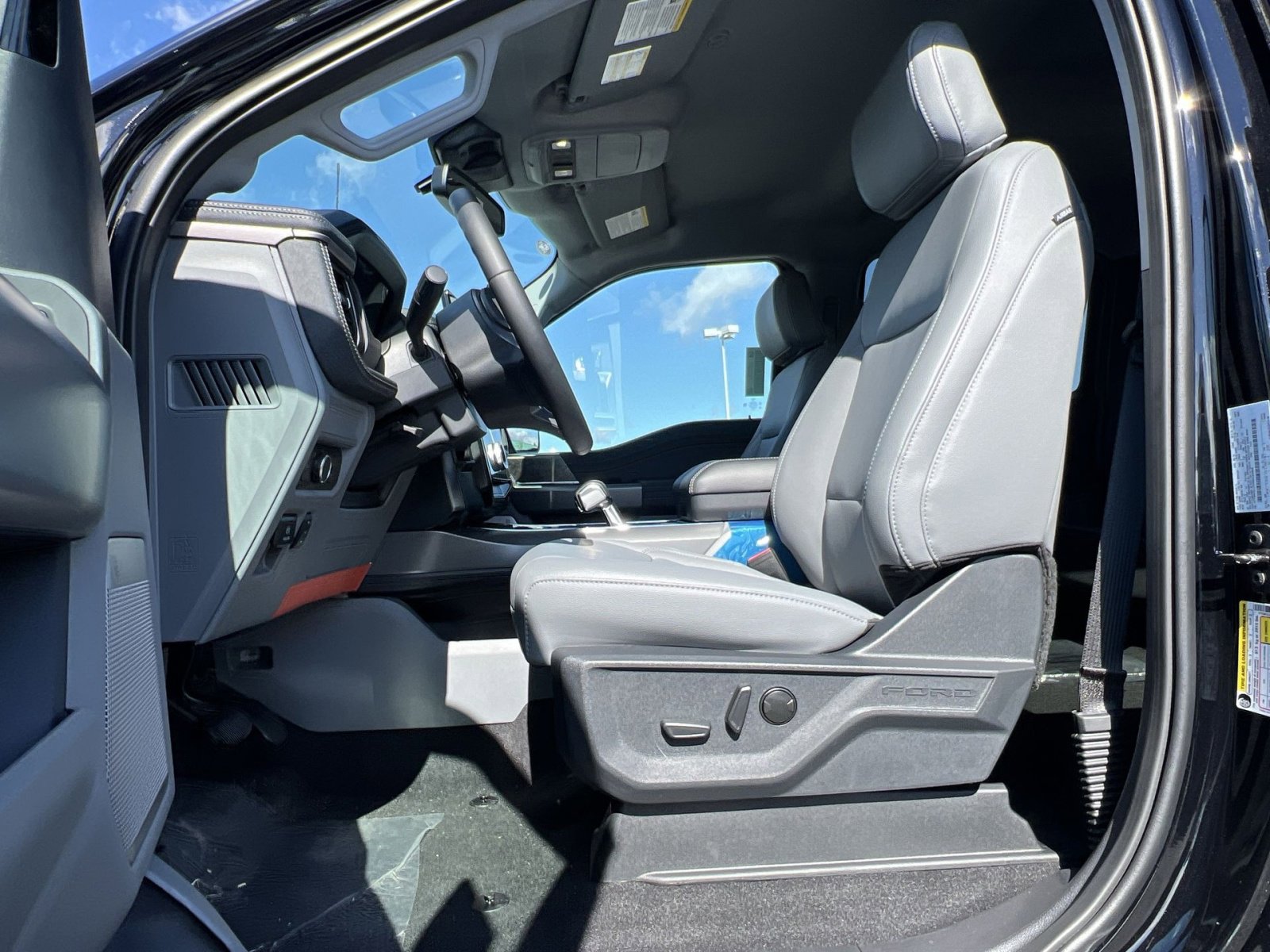 New 2025 Ford F150 Lightning Flash image 13