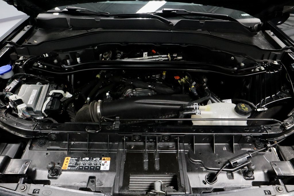 Certified 2025 Ford Explorer ST-Line w/ ST-Line Street Pack image 17