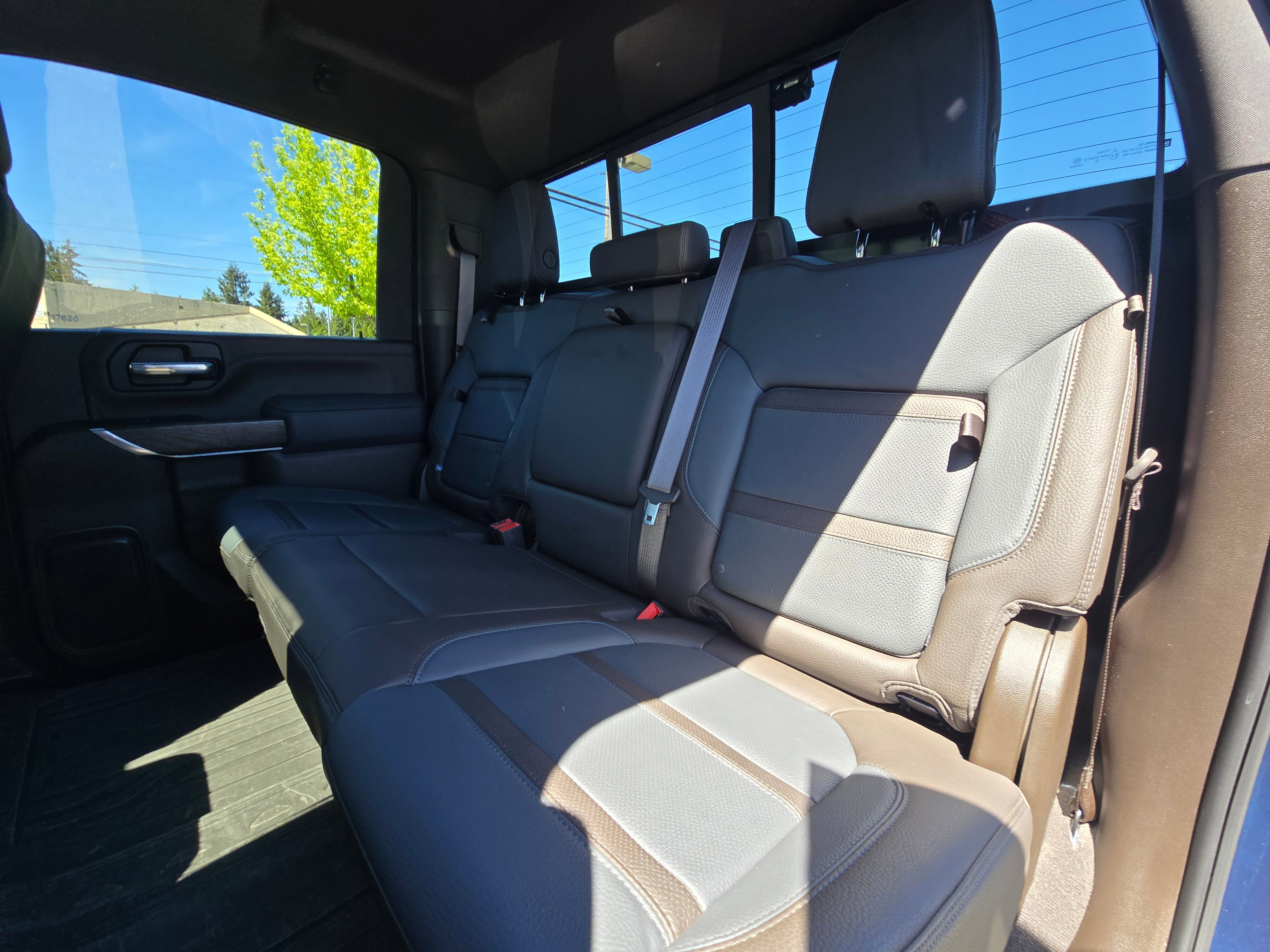 Used 2021 GMC Sierra 2500 Denali w/ Denali Ultimate Package AWD/4WD image 17