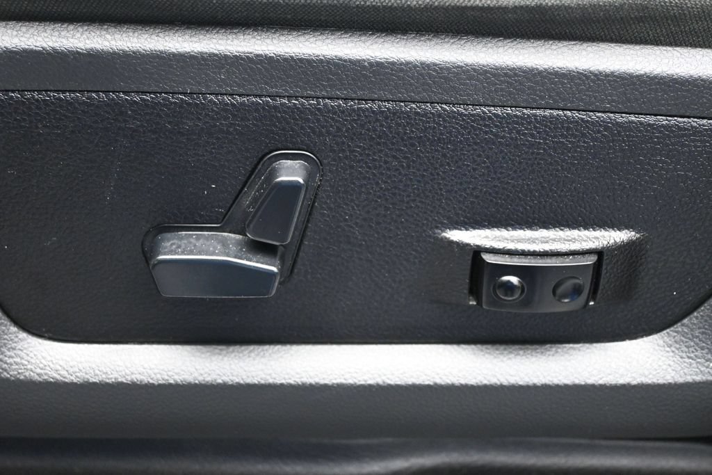 Used 2019 RAM 2500 Big Horn AWD/4WD image 11