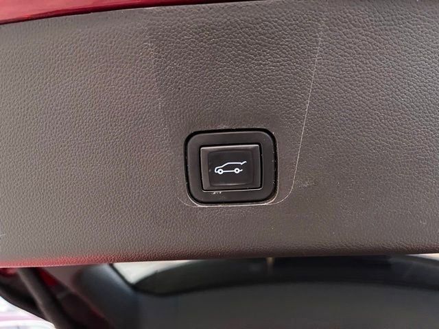 Used 2020 Chevrolet Traverse High Country image 49