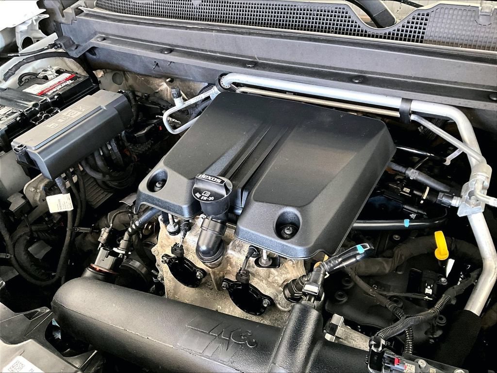 Used 2023 Chevrolet Colorado ZR2 w/ ZR2 Convenience Package III AWD/4WD image 34